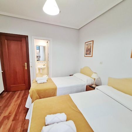 Pension San Lorenzo San Sebastian Room photo